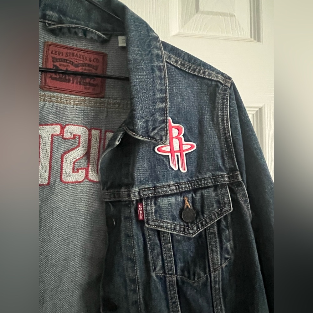 Houston Rockets Levis Denim Jacket - Picture 3 of 5